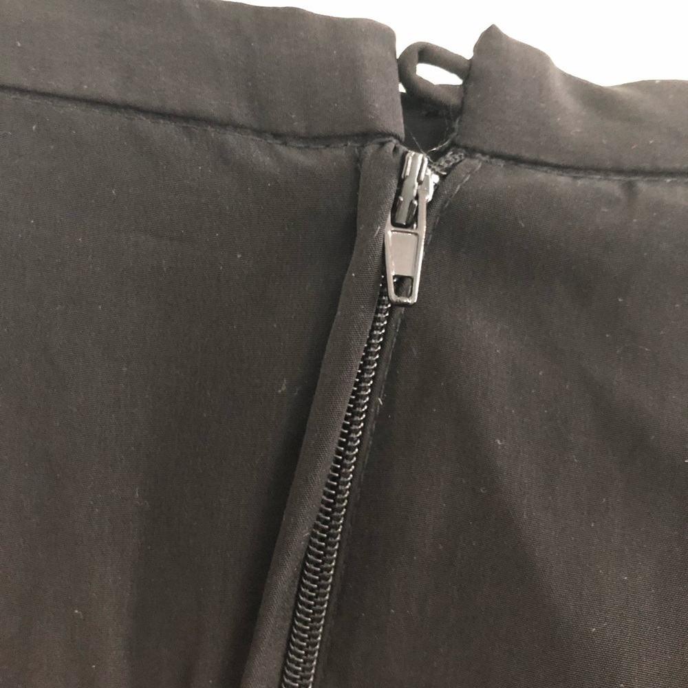 H&M Mini Skirt with Pockets - Picture 4 of 7